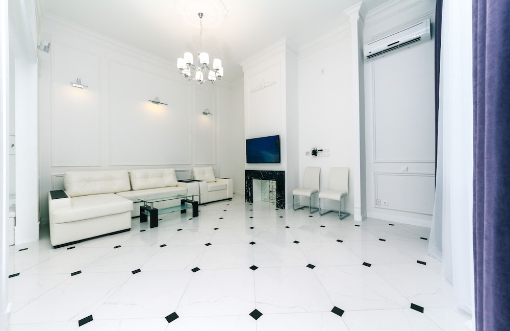 Kyiv Apartments