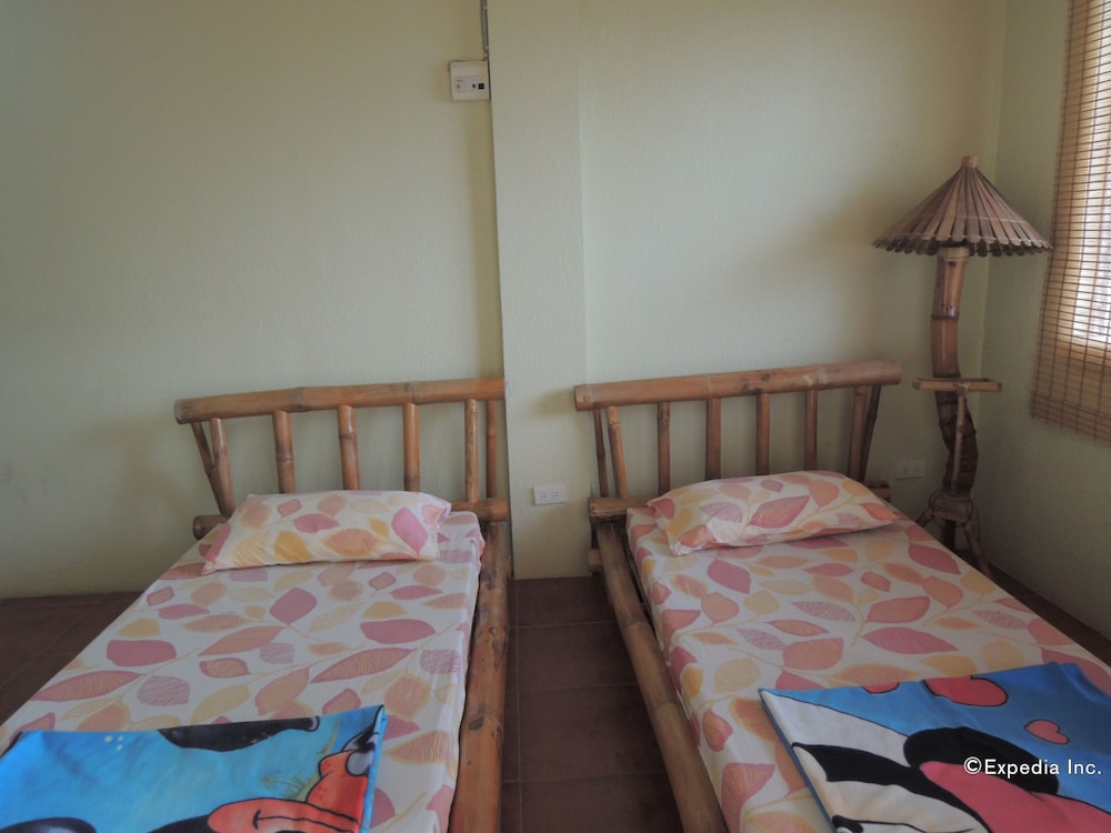 Moalboal Beach Resort