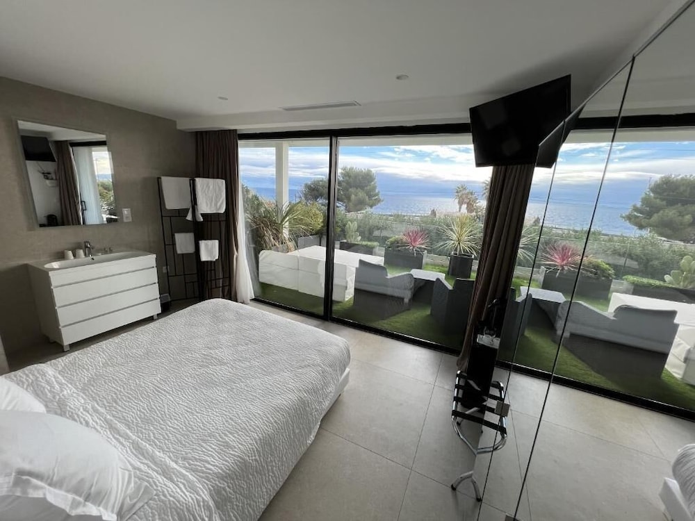 Villa Miami view 2
