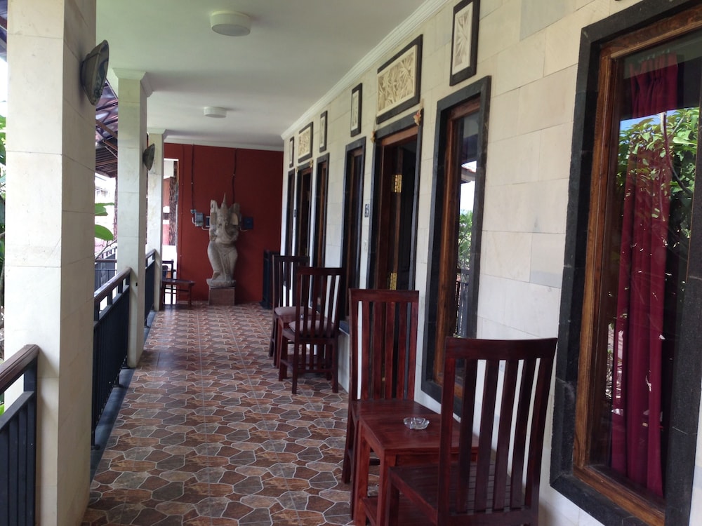 Double N Guesthouse