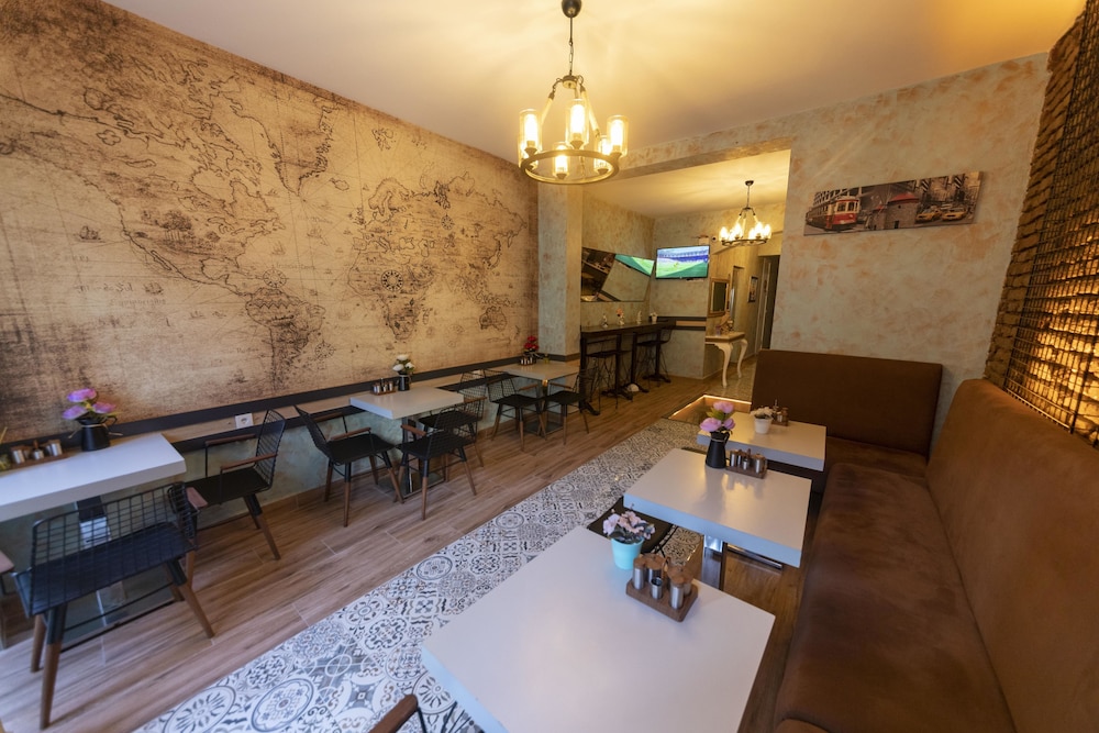 Royal Taksim Süitleri - Image 13