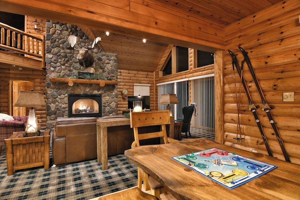 Majestic Moose Lodge