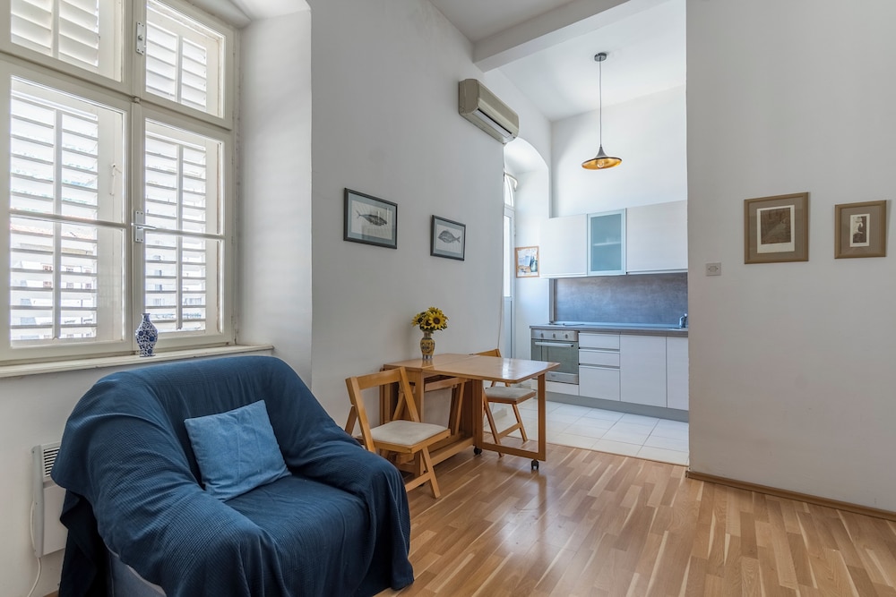 Central Cathedral Apartment view 2
