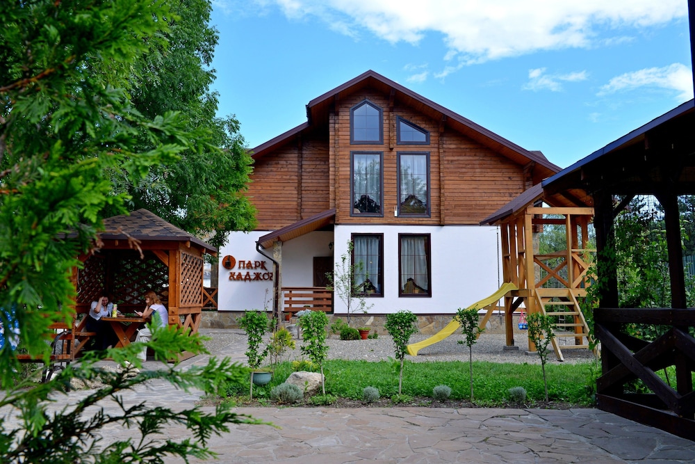 Guest House Park Hadzhoh