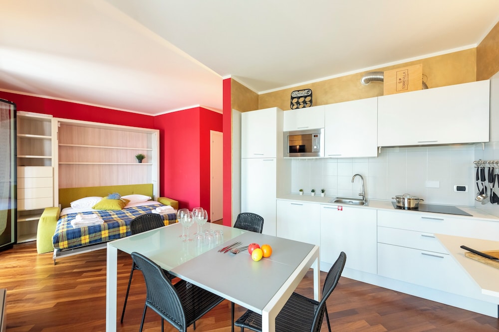 Charming Apartment Genova City View