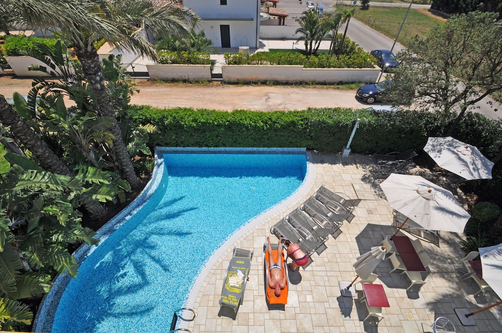 Ara Inn Resort