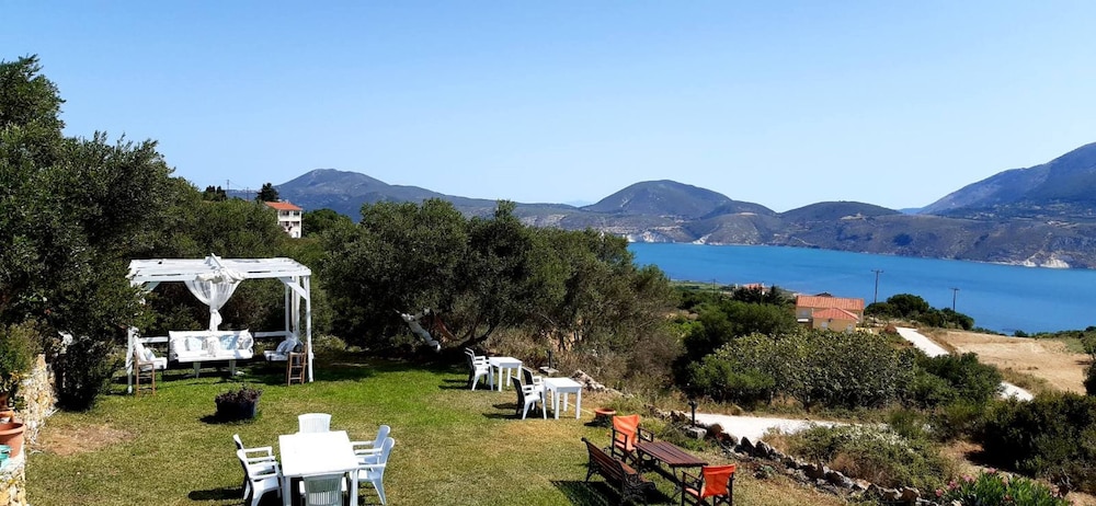 Forestata Village