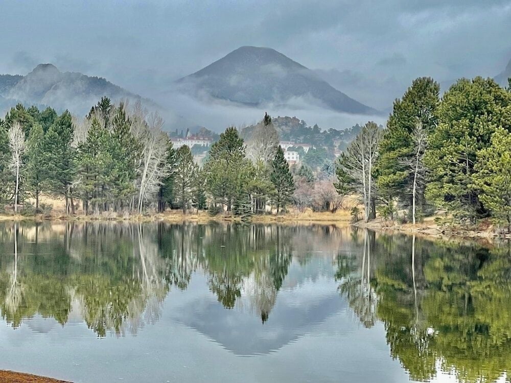 Longs Peak Cabin - Monthly Long-term Vacation Rental 30 Days -- Estes Park 3 Bedroom Cabin by RedAwning - Property Image 43