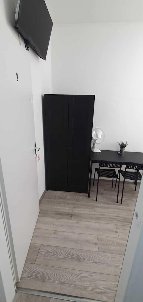 Spacious 5BR Apt 6 to Min Enkplatz
