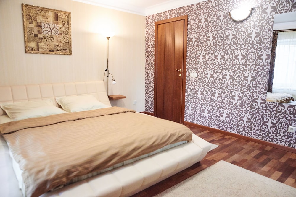 HotHos Hostel