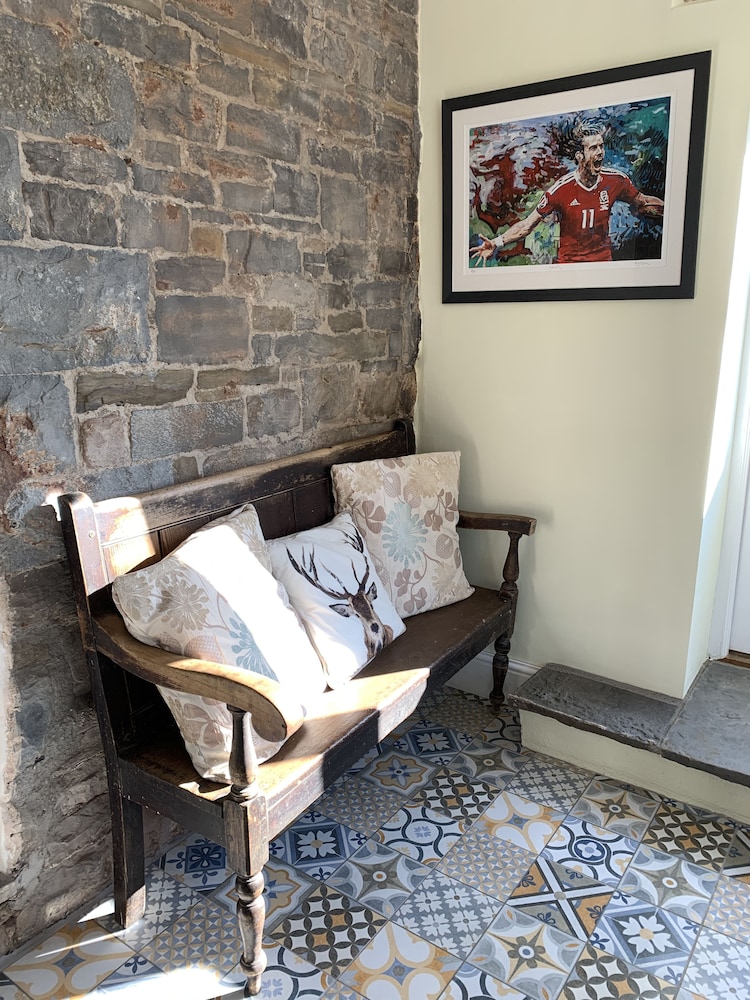 Pontyclerc Farm House B&B
