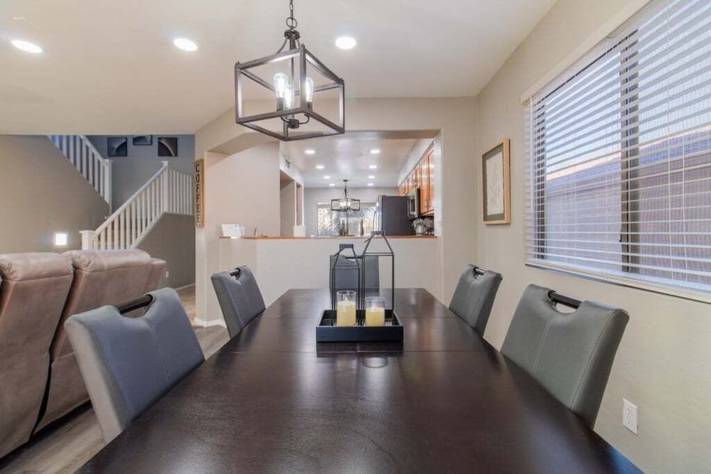 Casa Aria 4br Home & Heated Pool 4 Bedroom Home