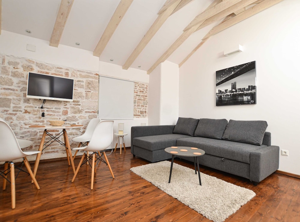 Trendy and Chic Rovinj Downtown Apartments