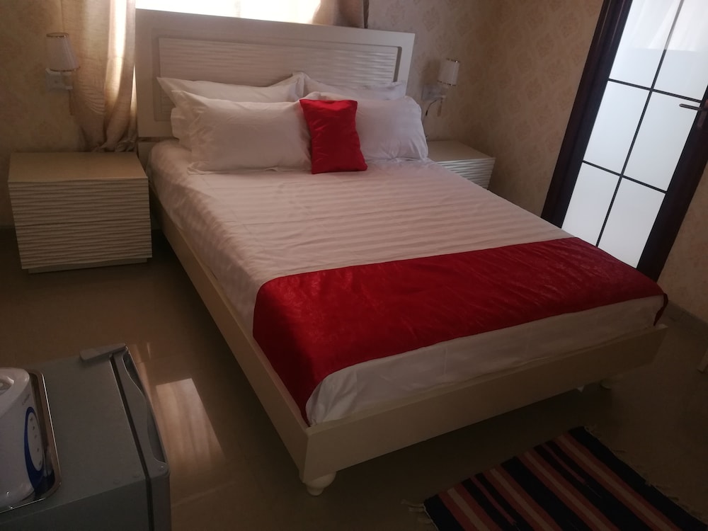 Lee Land Guest House view 2