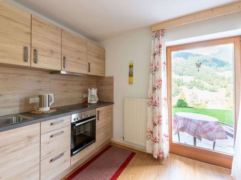 Apartment in Tyrol 100 m to the Mountain Railway