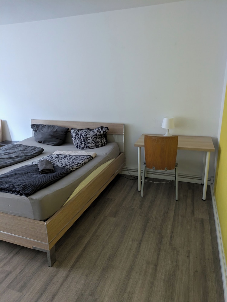 NestOaseWHV Zimmer zw.City und Südstrand