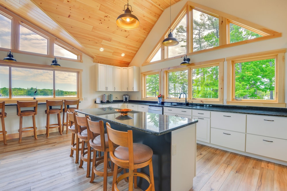 Hot Tub Dock: Waterfront Wellesley Island Home! - Property Image 34