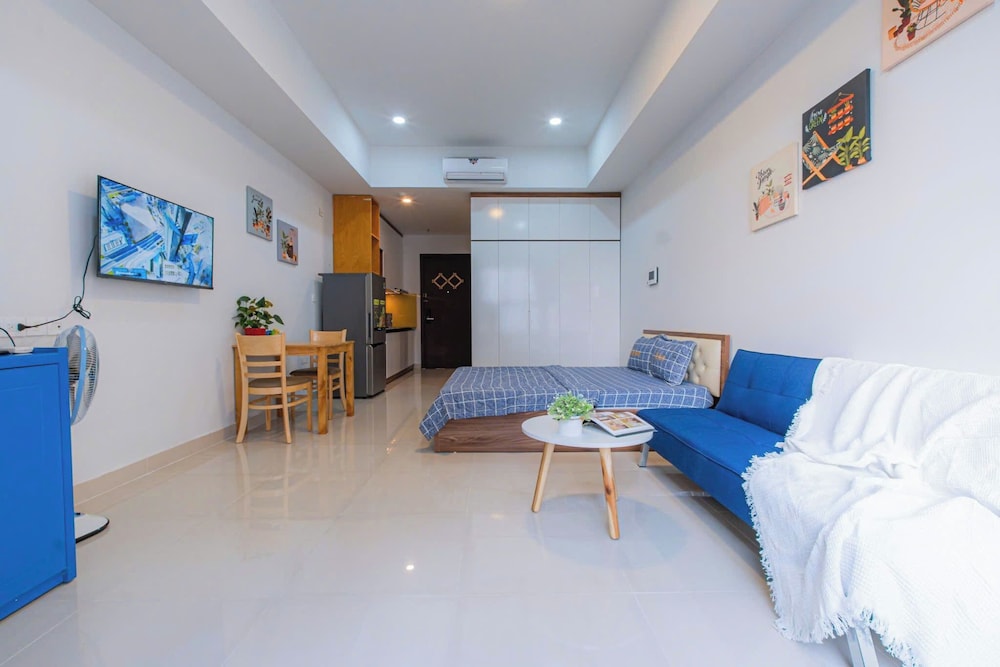 Botanica Premier Serviced Apartment