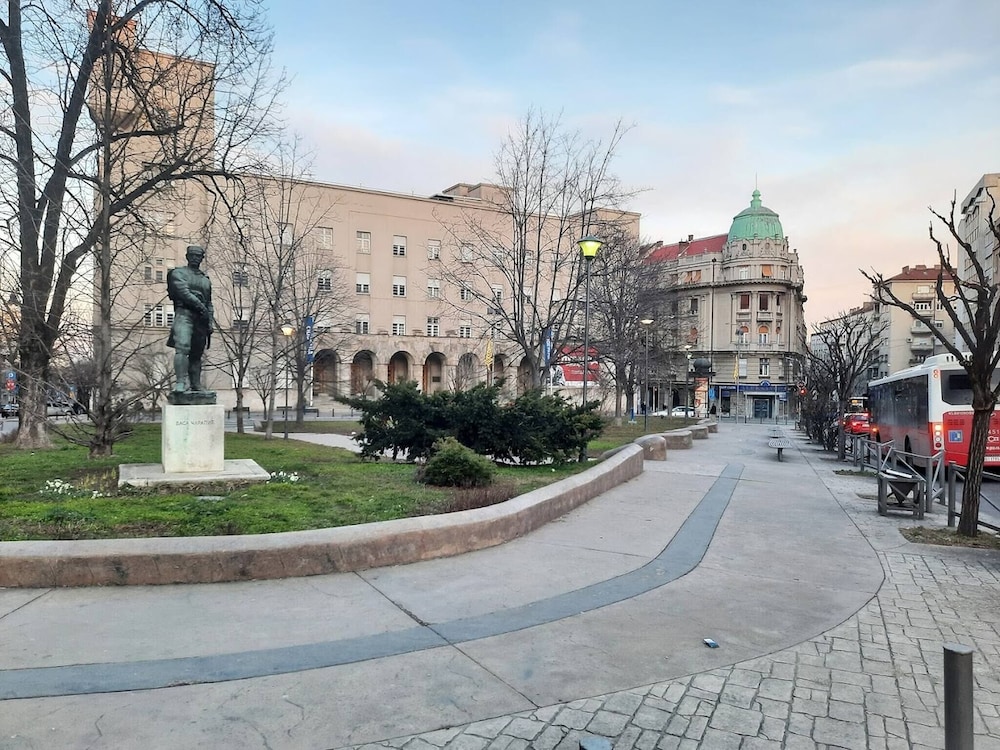 Residence Republic Square- Luxury at Top Location