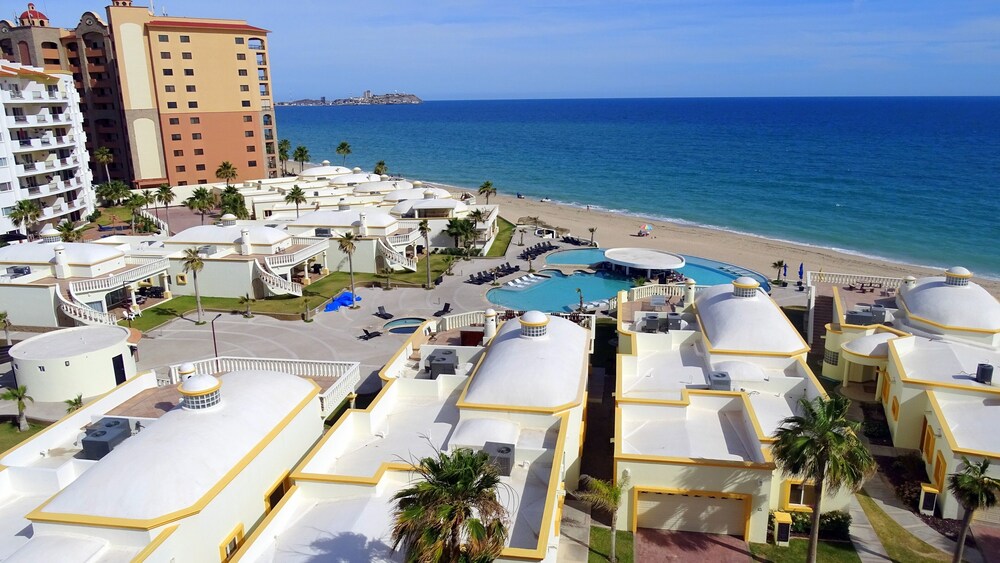 Las Palmas Resort At Sandy Beach: Condo Grande 602 1 Bedroom Condo by Redawning