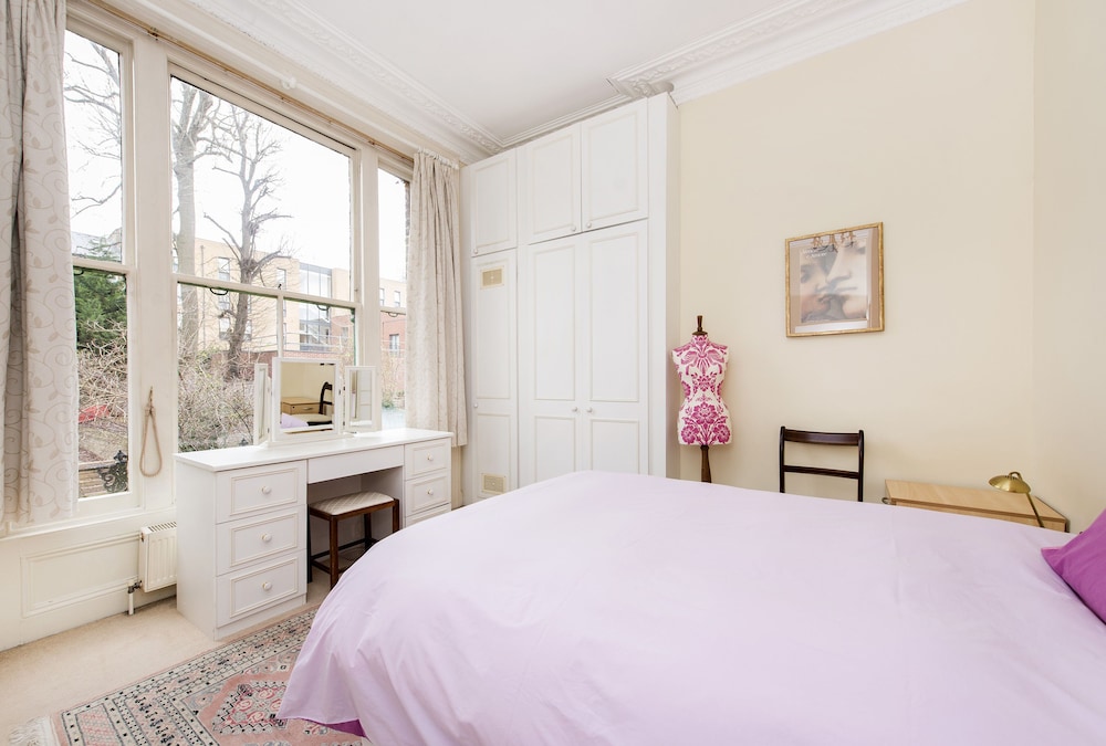Allegra House
