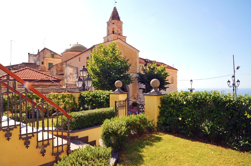 Villa Maria