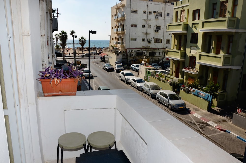 Elena Apartments