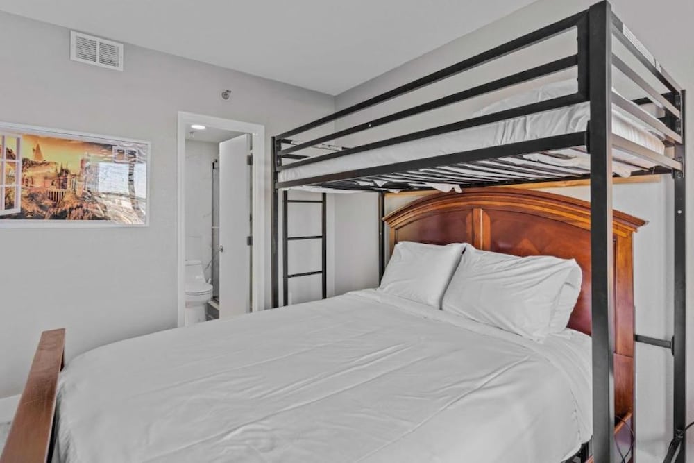 Enclave Swanky