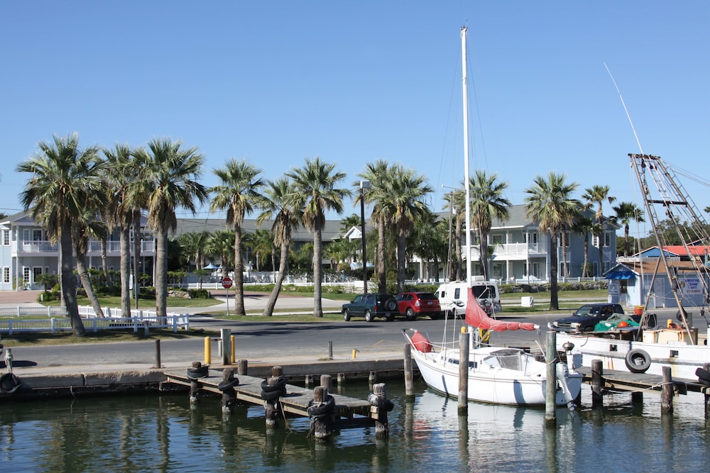 The Inn at Fulton Harbor
