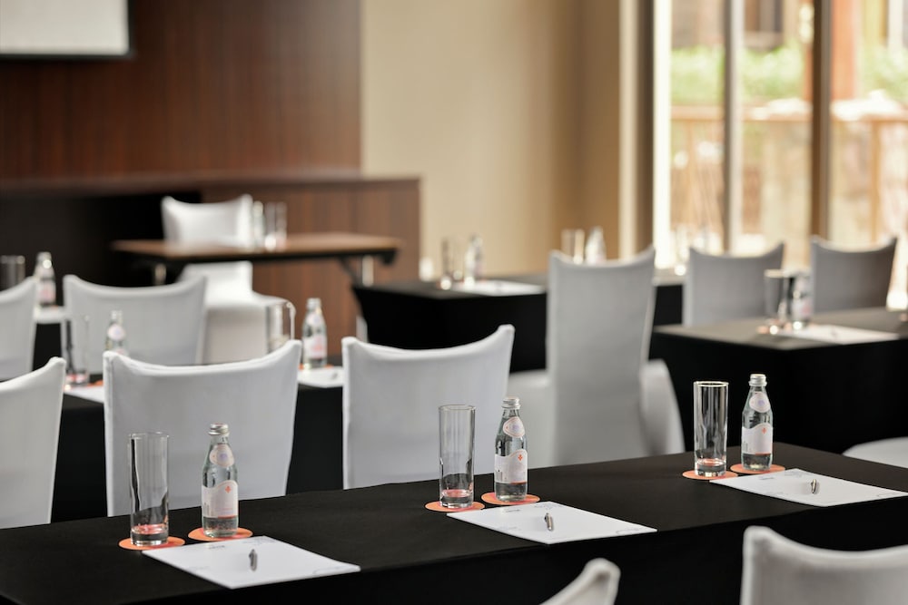 Lapita, Dubai Parks and Resorts, Autograph Collection