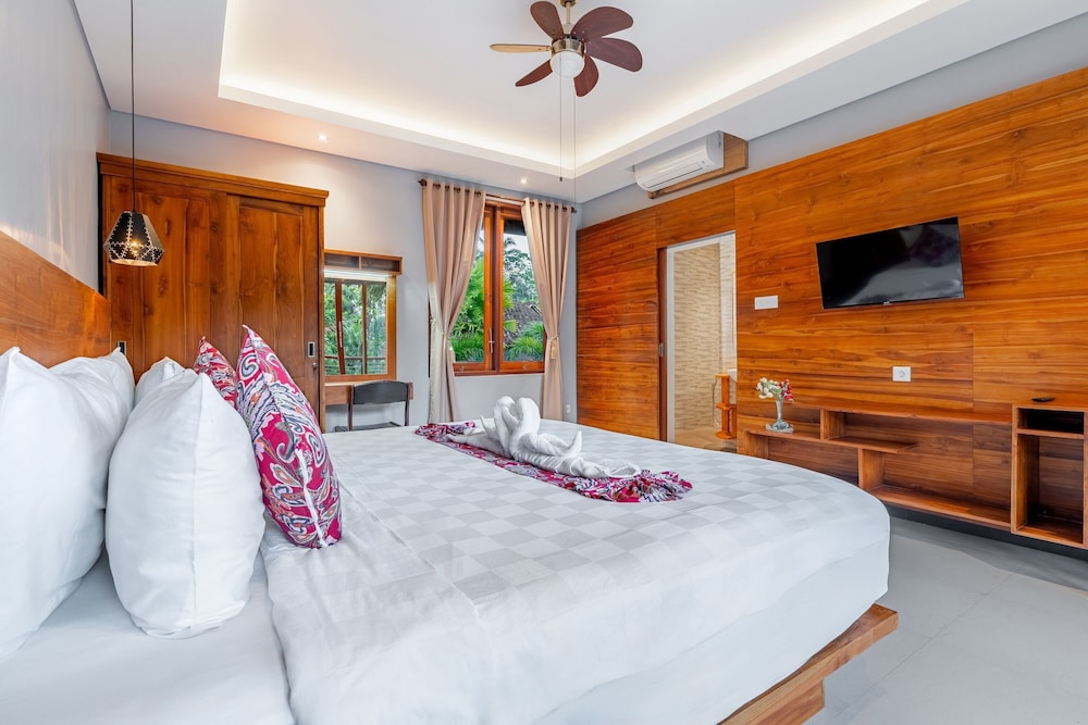 Maru Fortuna Villa by Moria