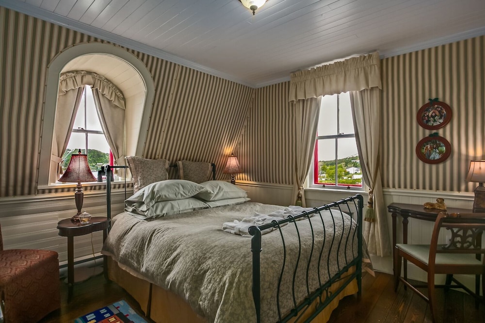 George House Heritage B&B