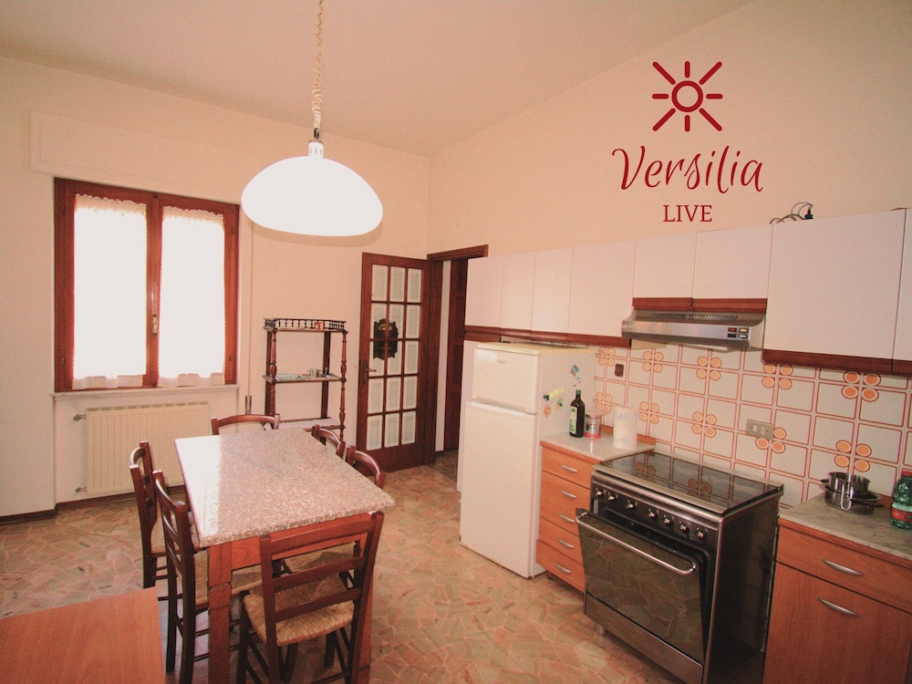 Viareggio Vacations - Beautiful Vacation Rental in Viareggio, Italy - Property Image 1