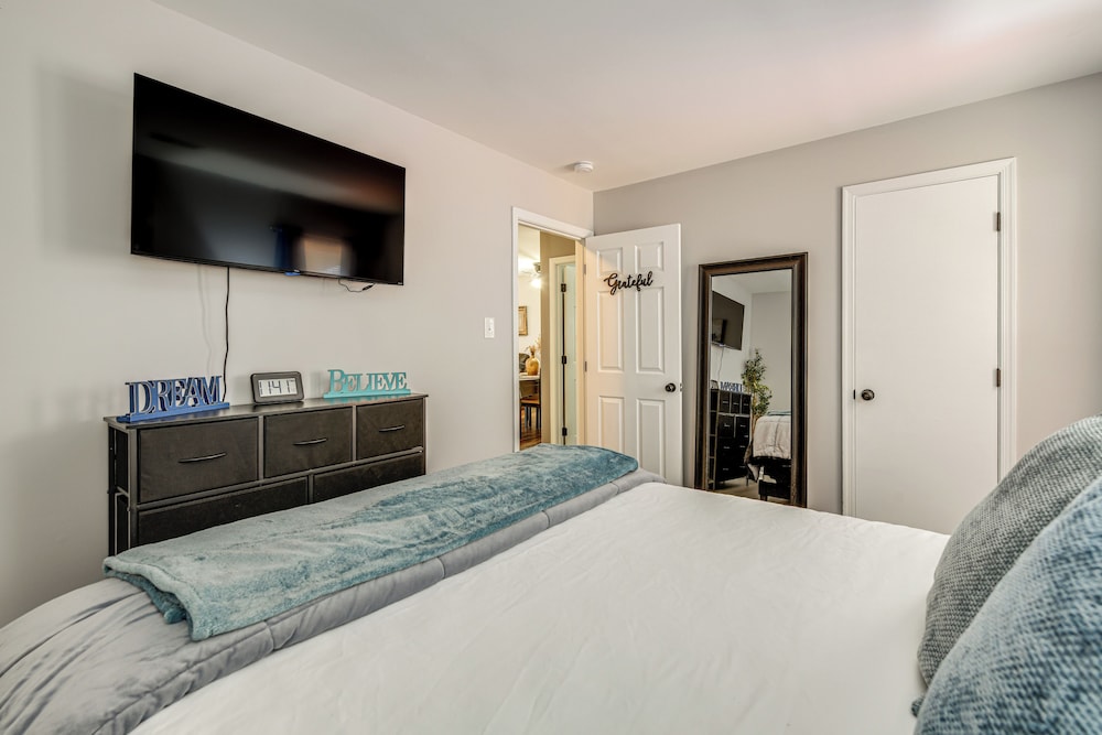 5 Mi to Dtwn: Family-friendly Home in Richmond!