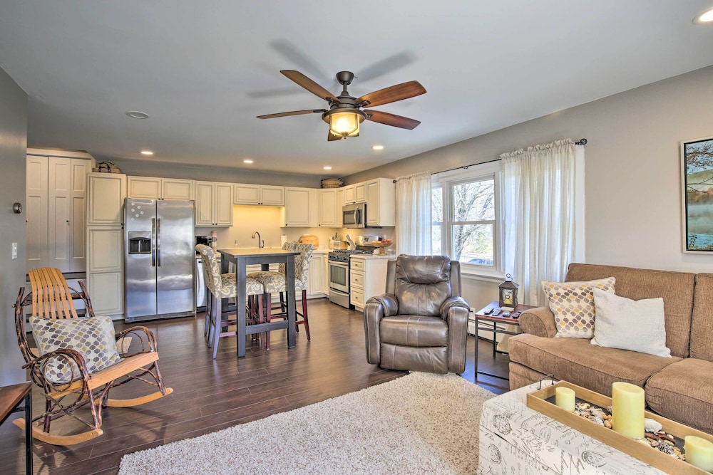 Stylish Pine Plains Home Near Parks Hiking! - Property Image 19