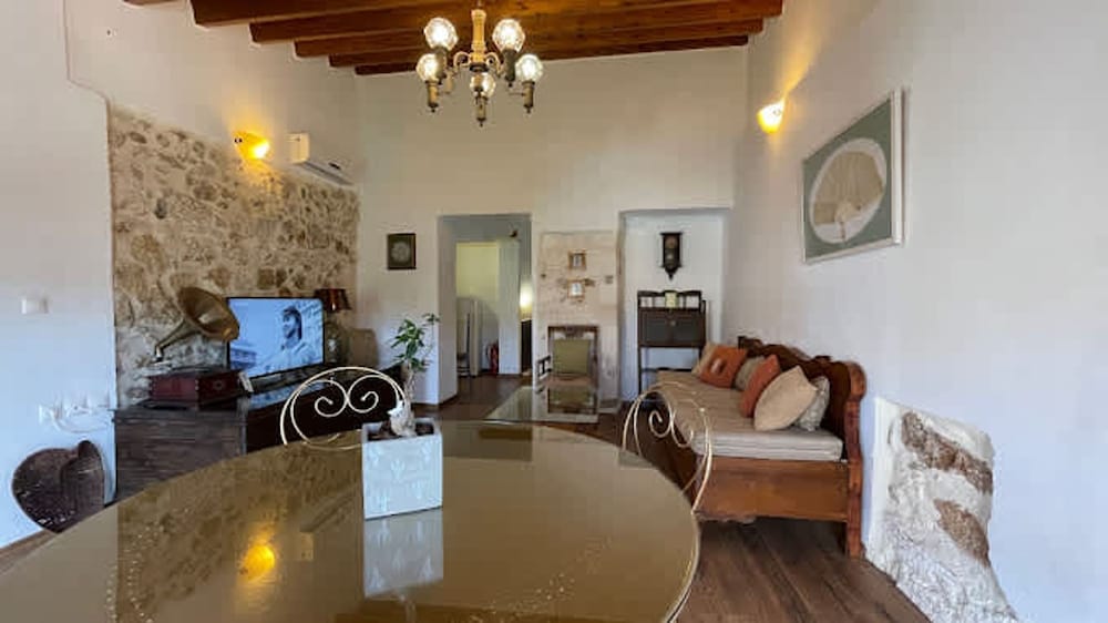 Sohora s Winter Sanctuary - Cozy Perfect Getaway