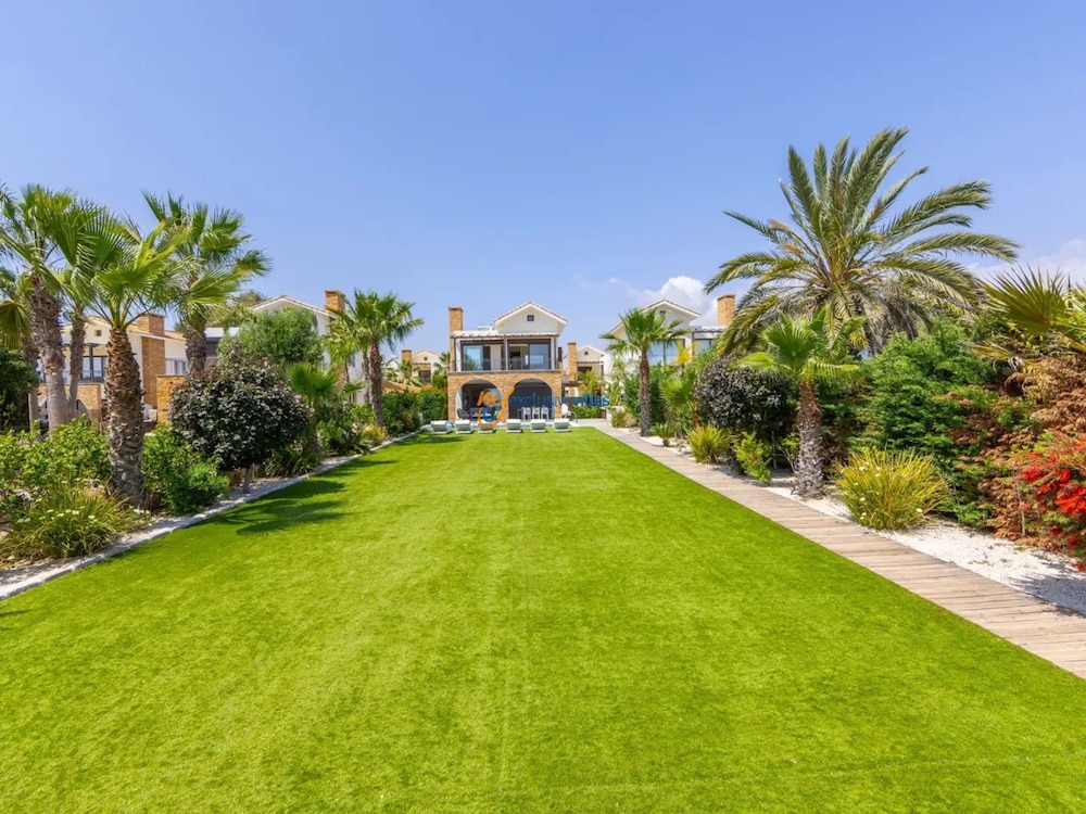 Ayia Napa Seafront Ionion Villa H5