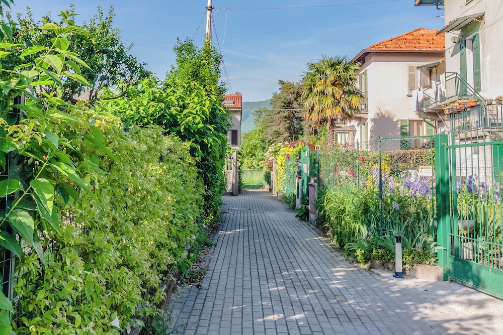 Villa Gard by Wonderful Italy view 3