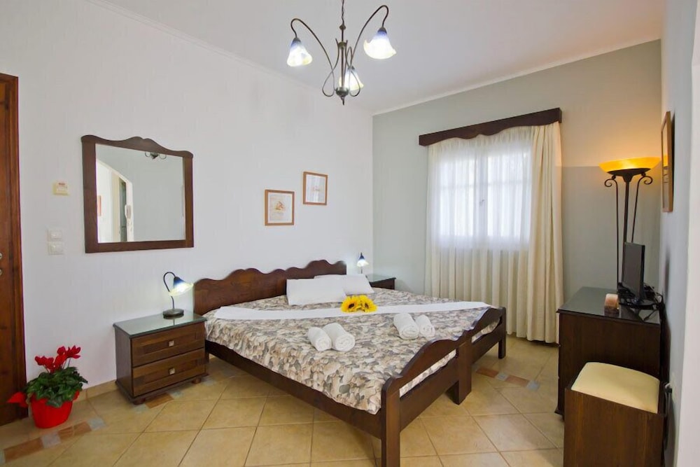 Nikos Sea view apts Milos photo 2