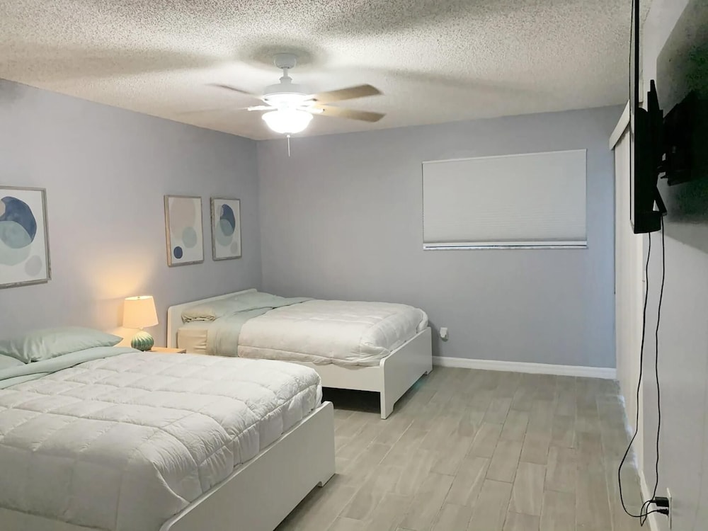 Sea Woods 211