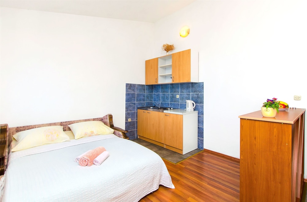 Apartments Tomislav view 5