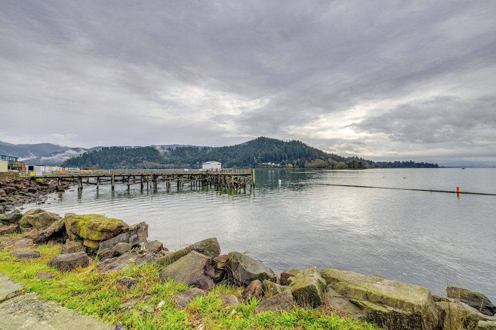 Fish, Hike & More: Tillamook Bay Escape!