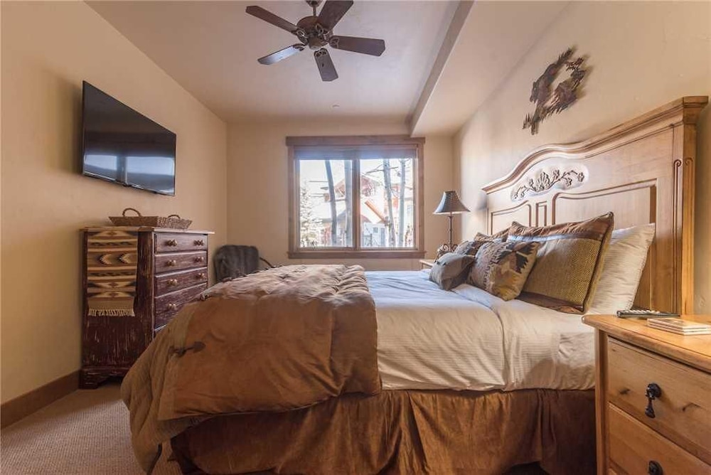 3109 Champagne Lodge, Trappeur's Crossing Apartment 3