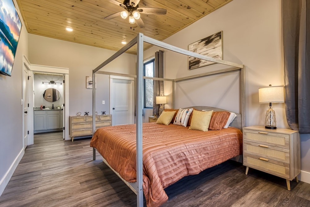 Kingfish Kreek Cabin I 3 Bedroom Chalet