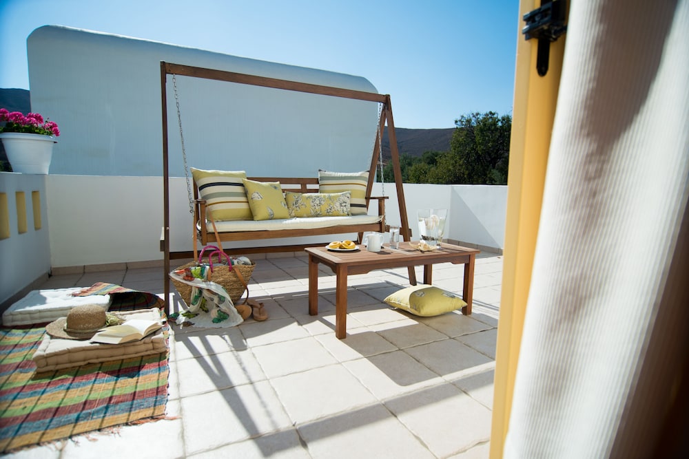 Mouras Resort - Luxury Maisonette Villas