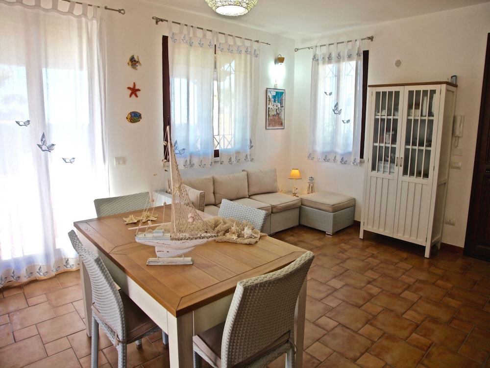 Rentopolis - Villa Amare