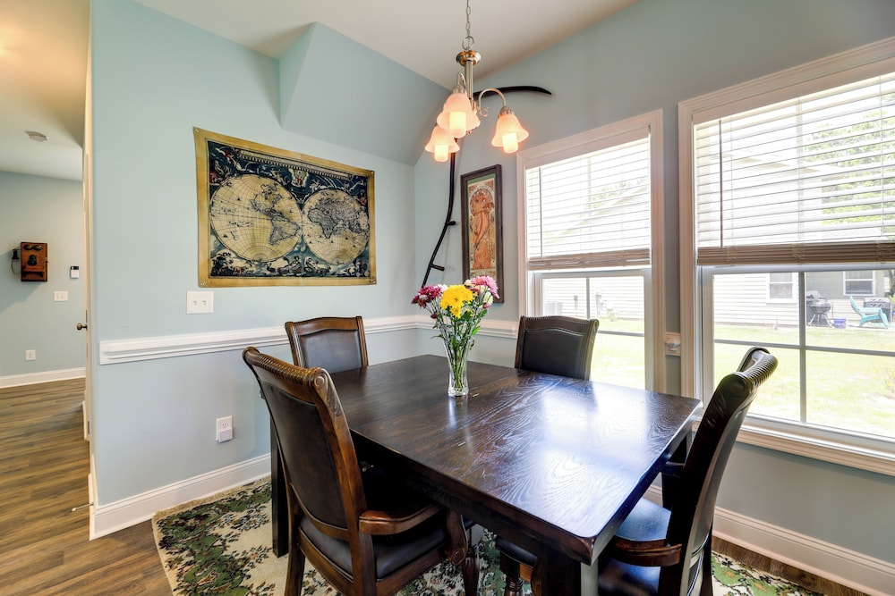 Holly Ridge Vacation Rental ~ 5 Mi to Beach