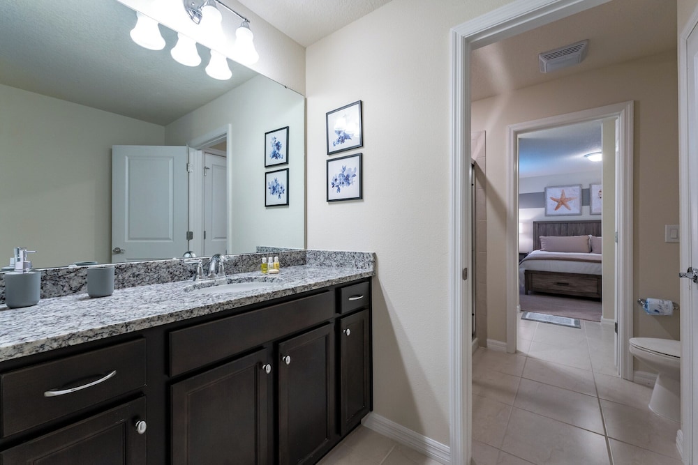 Discover Your Perfect Getaway 8BR Wonder