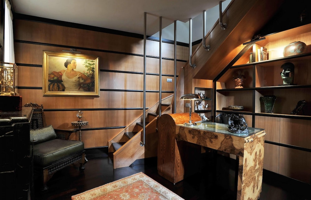 La Palazzina Santa Dorotea Splendid Rome Townhouse With Courtyard Garden