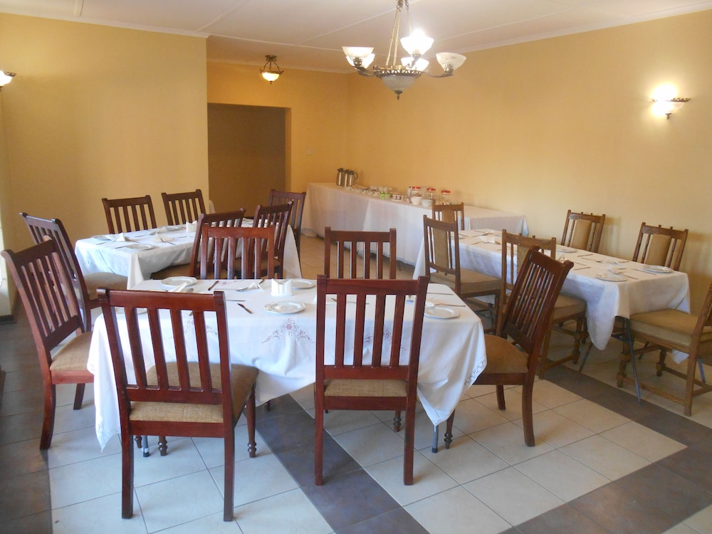 Pebble Rock Lodge